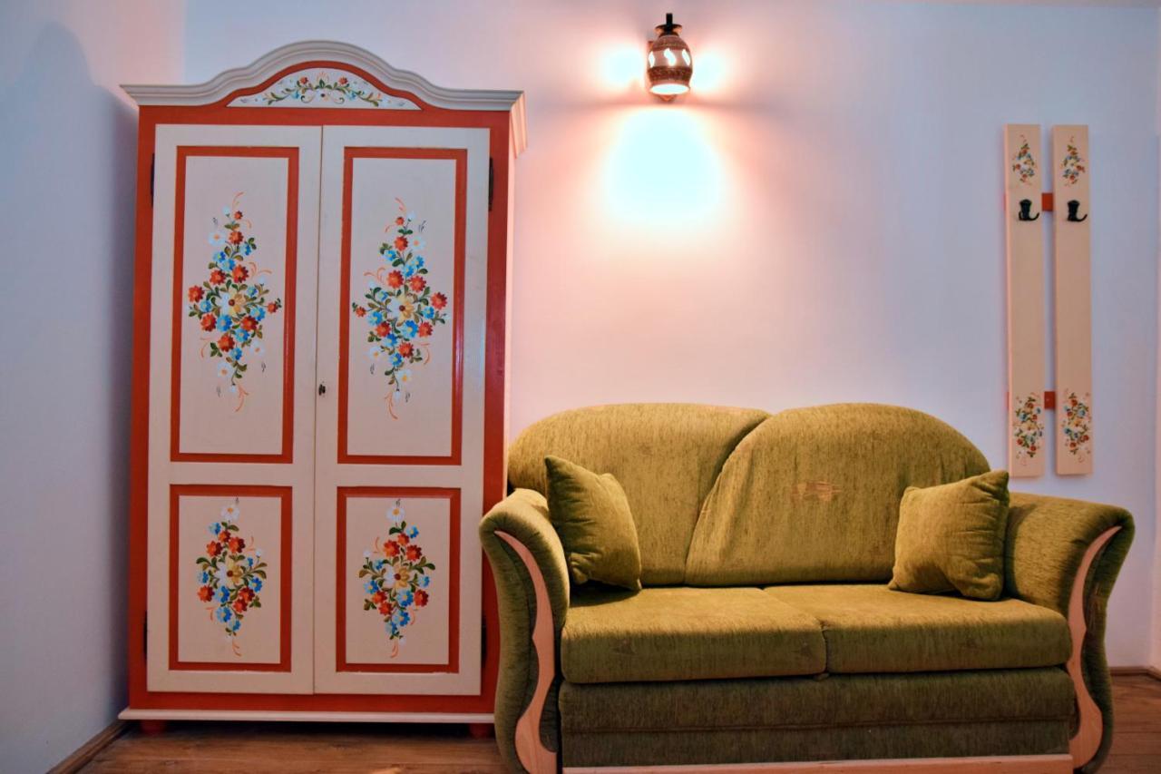 Pensiunea 7 Tei Cisnădioara Extérieur photo